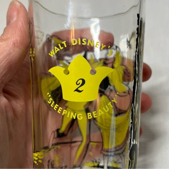 Walt Disney Productions 1959 Canadian Sleeping Beauty drinking glass tumbler # 2 - Picture 3 of 5